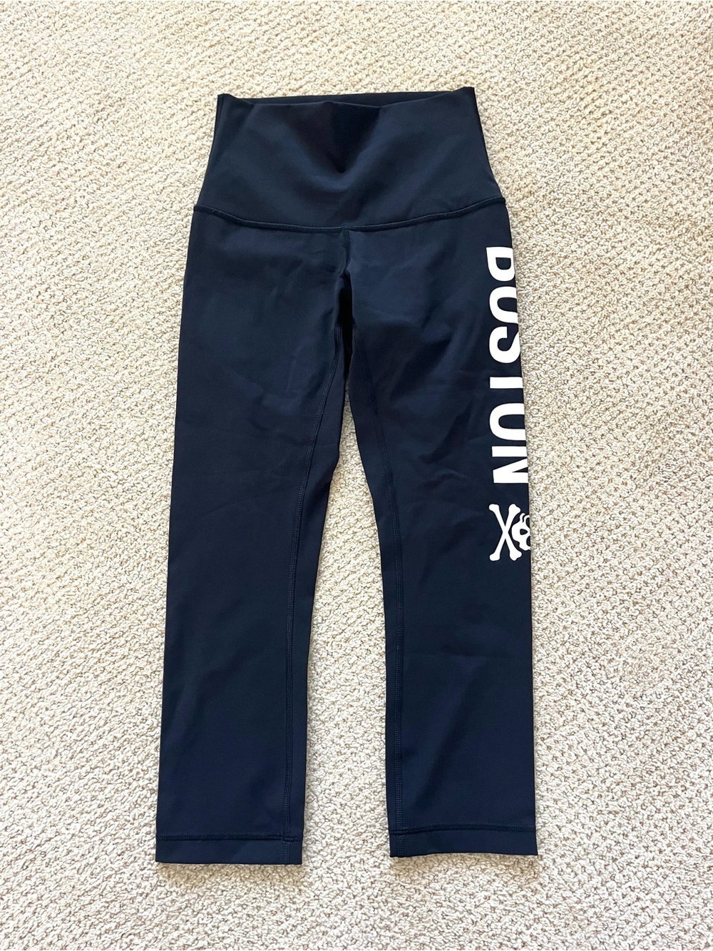 Lululemon Black 20” Soul Cycle Boston leggings women’s size 4